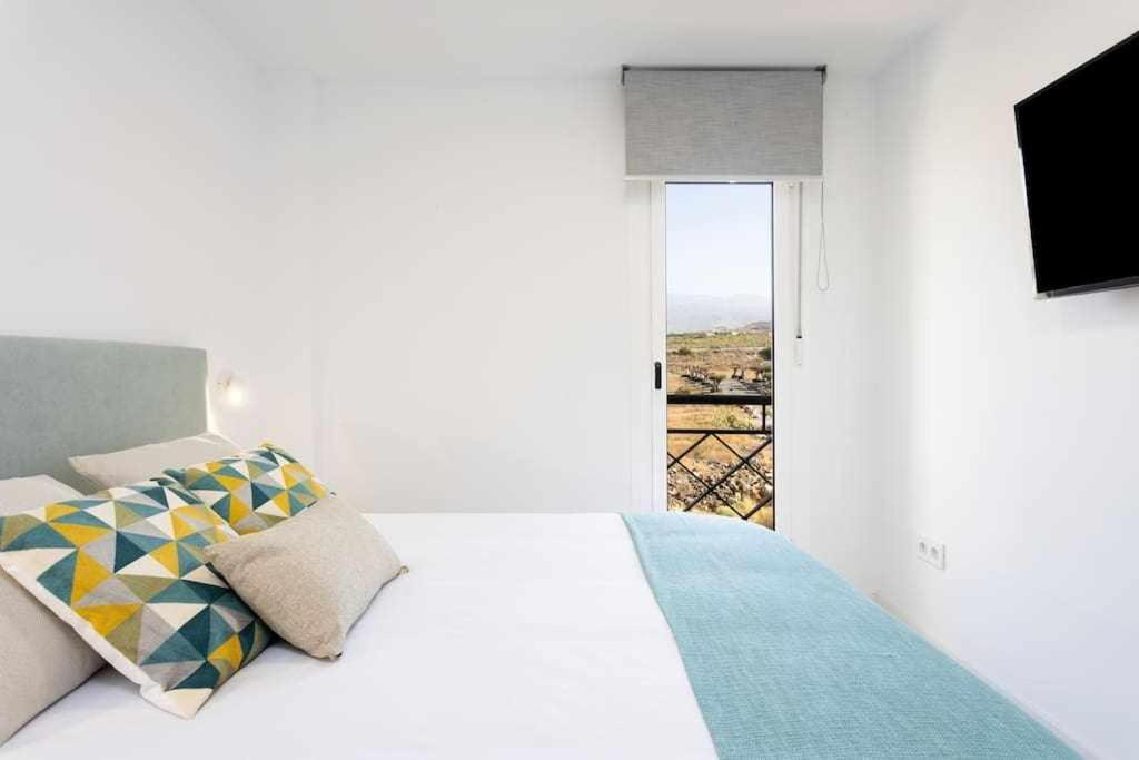 Sunnyland Apartment Arona Cho Kültér fotó