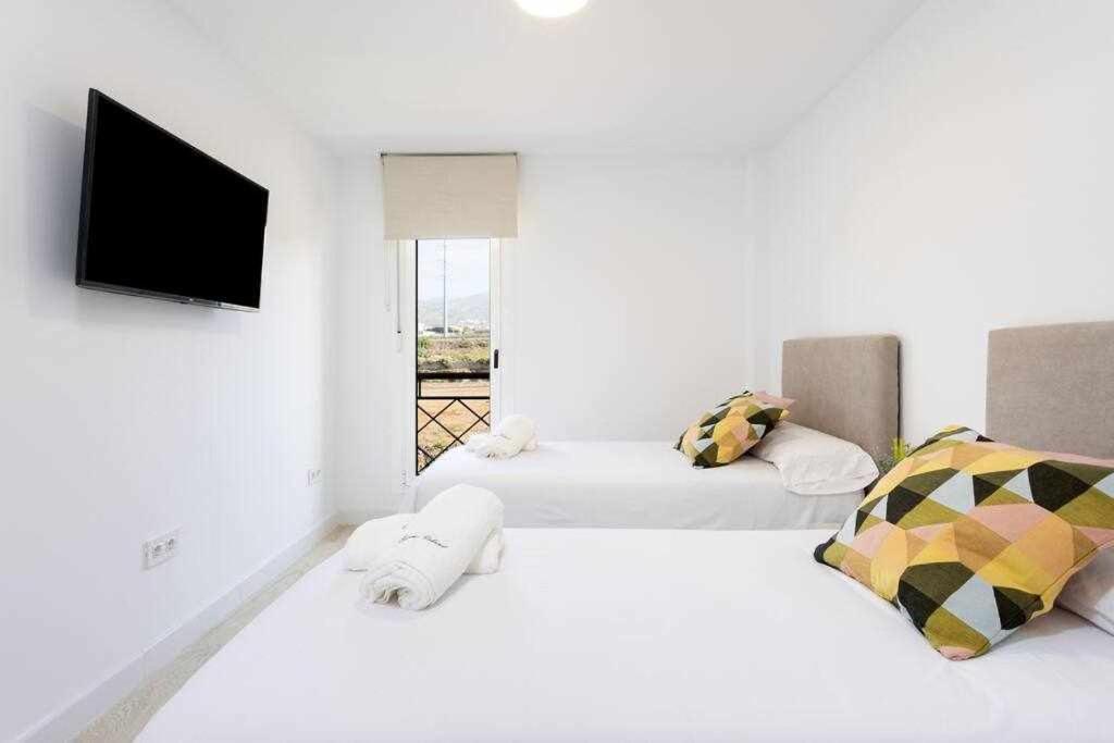 Sunnyland Apartment Arona Cho Kültér fotó